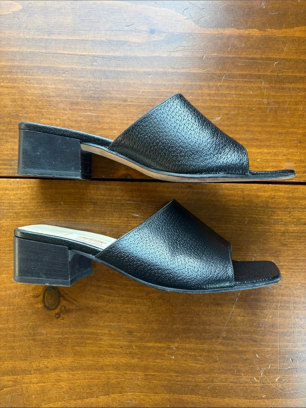 Talbots Black Leather Slide Sandals Sz 7.5 - Picture 5 of 12